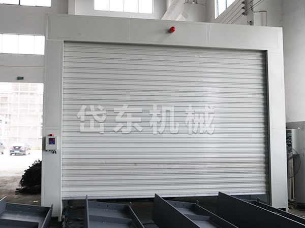 移動(dòng)噴漆房